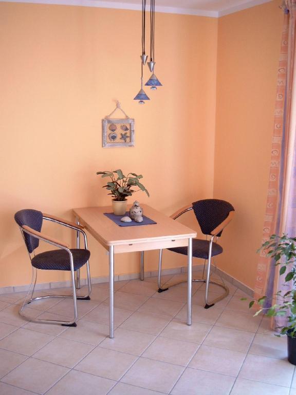 Ferienwohnung Amelie Heringsdorf  Pokoj fotografie